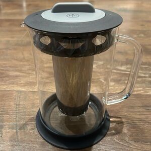 Pampered Chef Cold Brew Pitcher